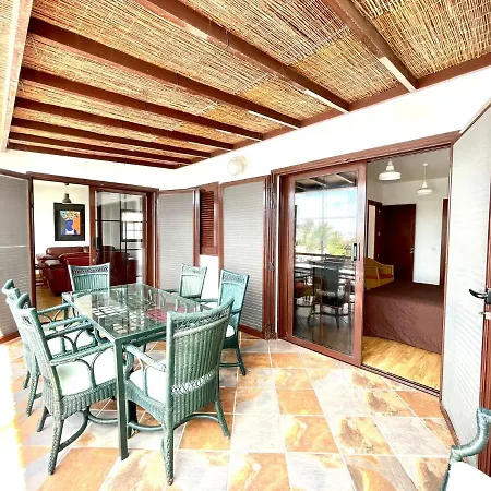 Estupenda Villa Con Piscina Privada, Wifi Y Vistas Al Mar En Playa Blanca Villa