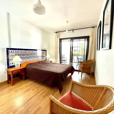 Estupenda Villa Con Piscina Privada, Wifi Y Vistas Al Mar En Playa Blanca Villa