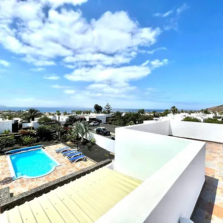Villa Estupenda Villa Con Piscina Privada, Wifi Y Vistas Al Mar En Playa Blanca