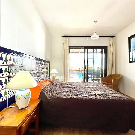 Estupenda Villa Con Piscina Privada, Wifi Y Vistas Al Mar En Playa Blanca Villa