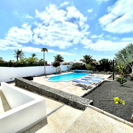 Estupenda Villa Con Piscina Privada, Wifi Y Vistas Al Mar En Playa Blanca Playa Blanca (Lanzarote)